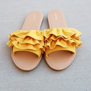 Forever 21 Yellow Ruffled Slides (Sz 7.5)